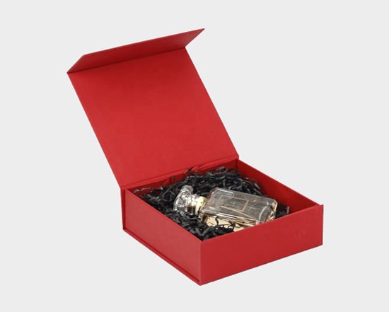 Rigid Perfume Packaging Box with Shredded Paper